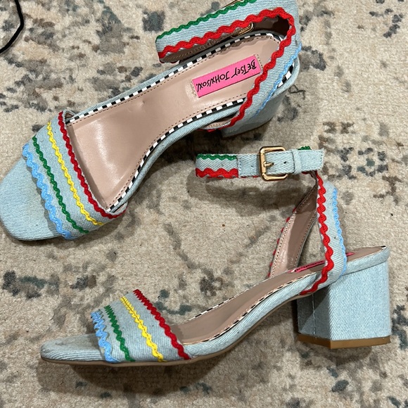 Betsy Johnson heels - Picture 3 of 3